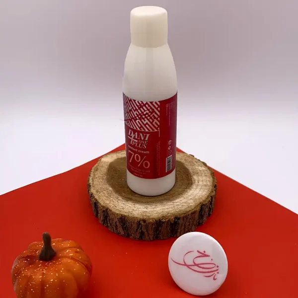 اکسیدان ۷٪ دنی وان پلاس بدون آمونیاک و پارابن ۱۵۰ میل